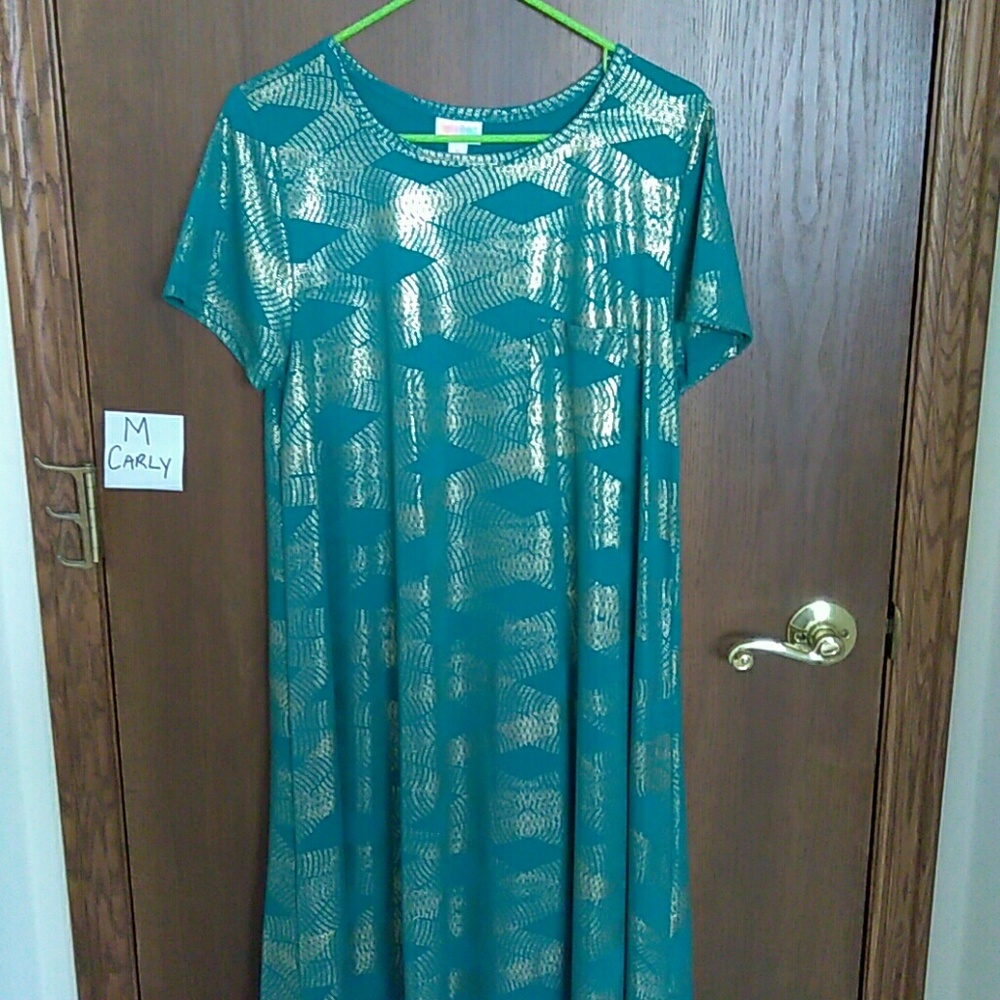 LuLaRoe Elegant collecton Carly
